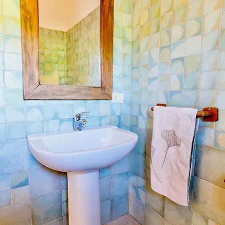 Isa - With Swimming-pool In Badesi